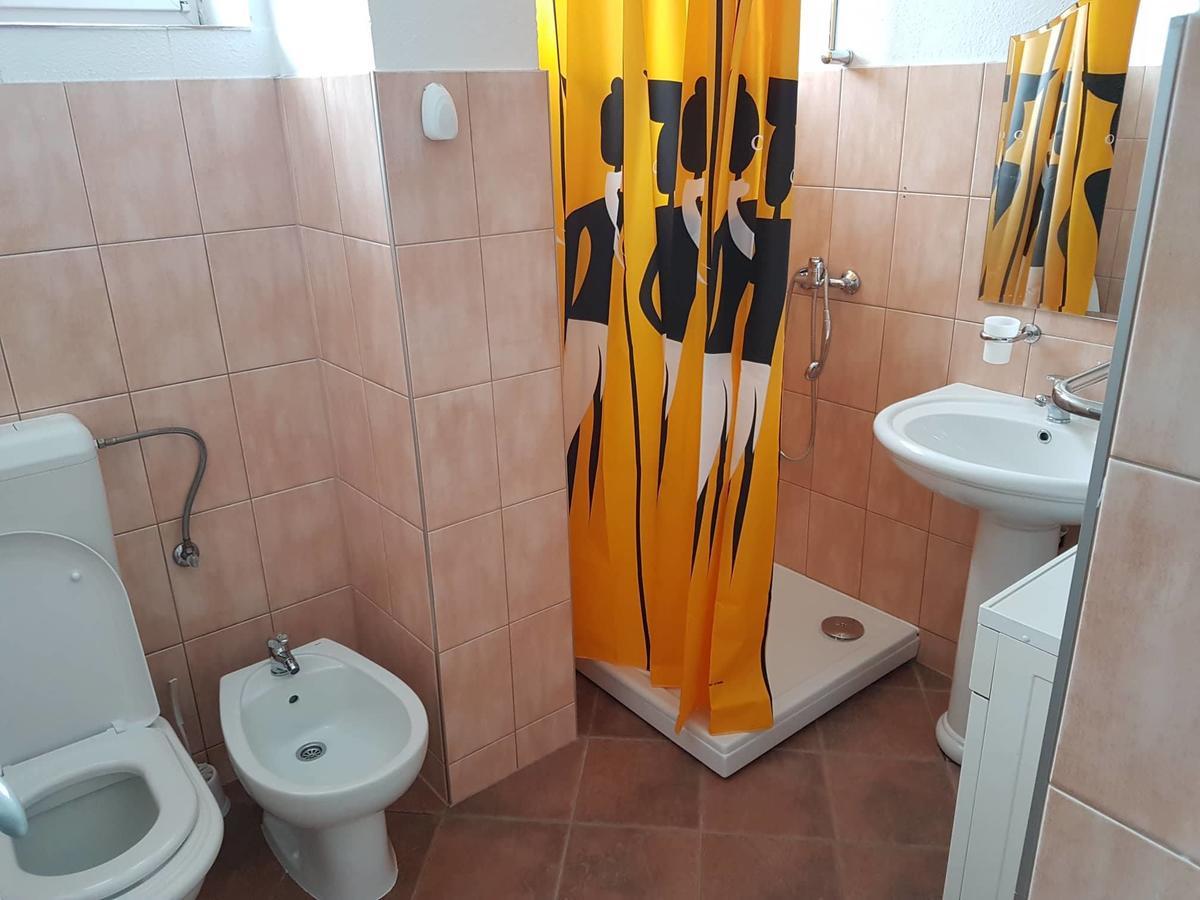 Appartamento Roses Bihać Esterno foto
