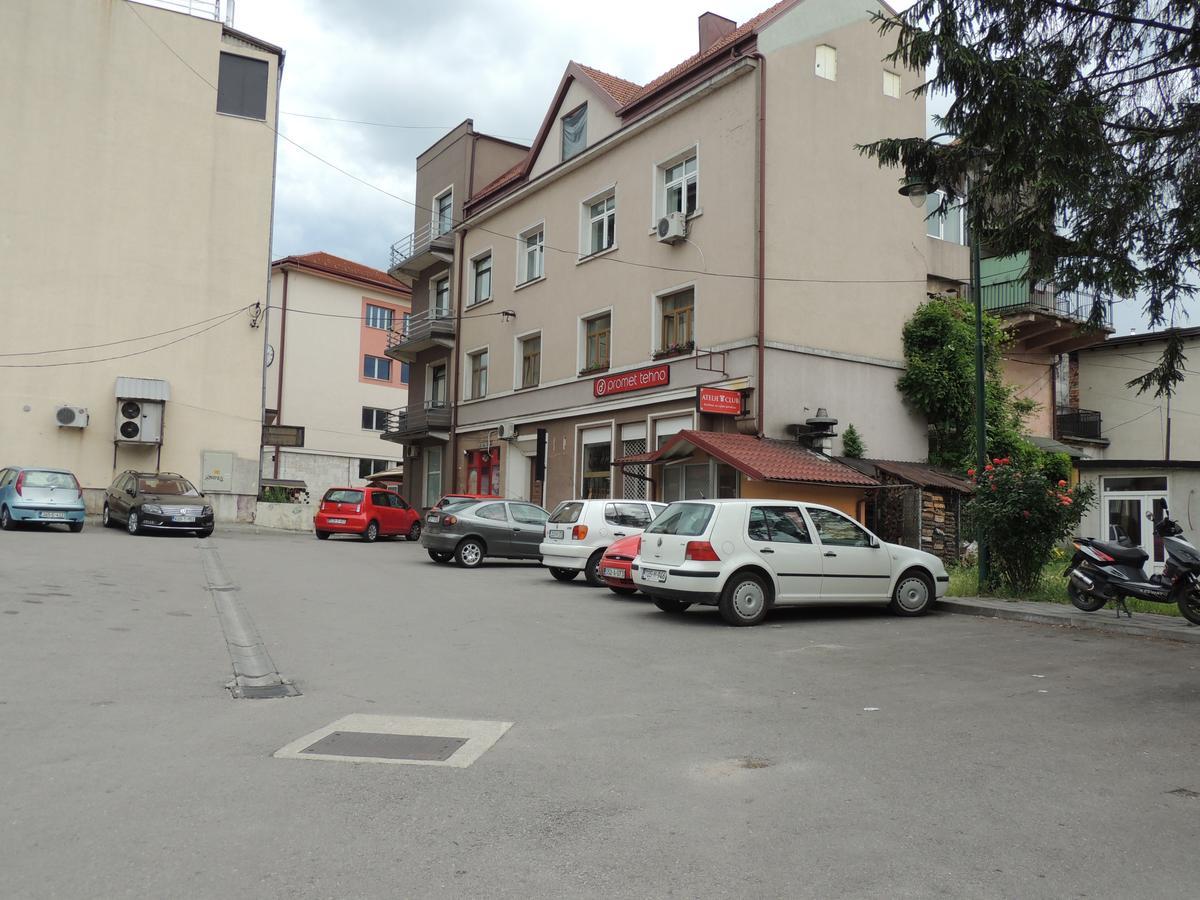 Appartamento Roses Bihać Esterno foto