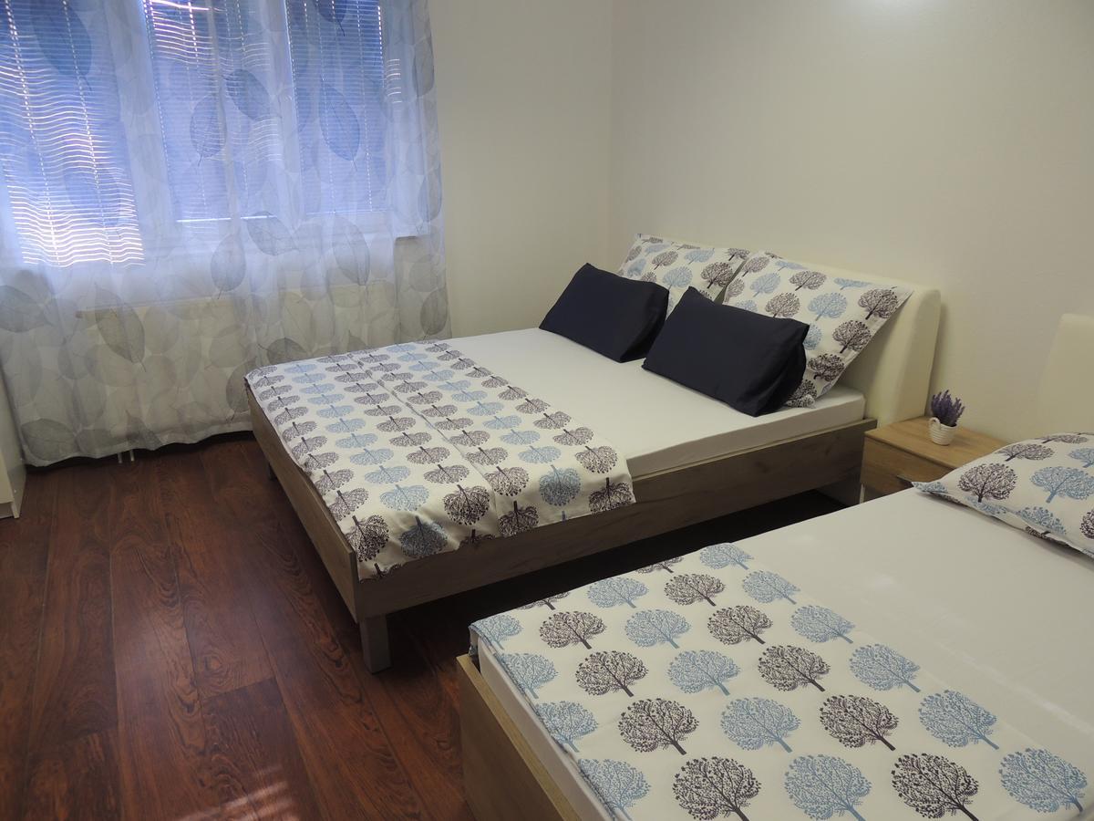 Appartamento Roses Bihać Esterno foto